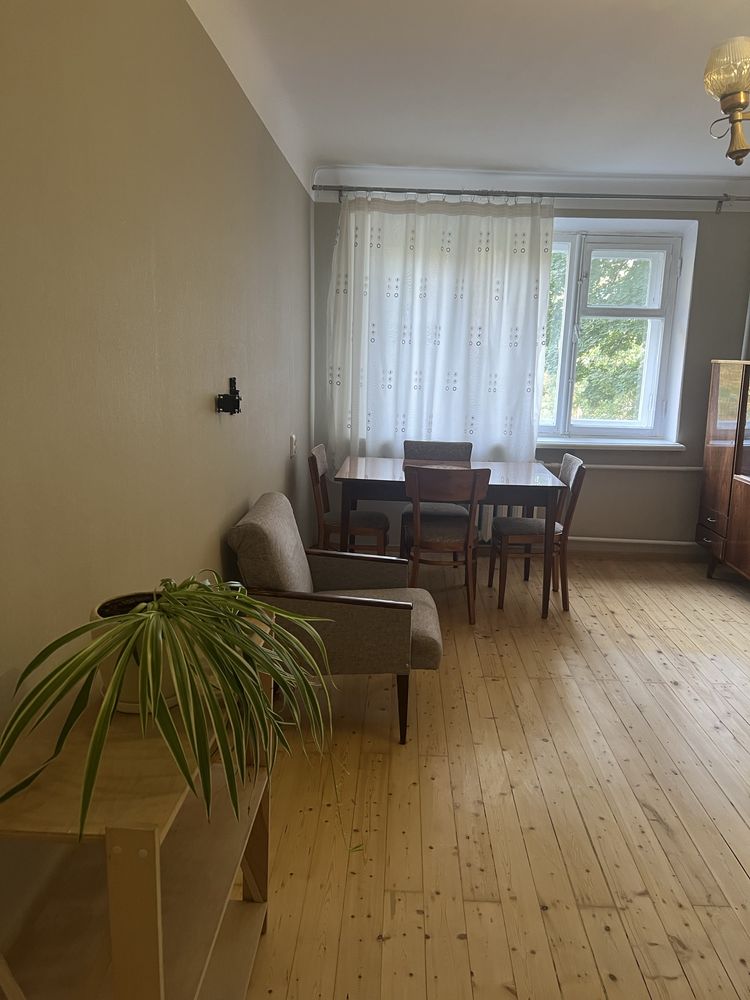 Продам 2х кімн кв по вул. Пугачова, район коллегіума 25