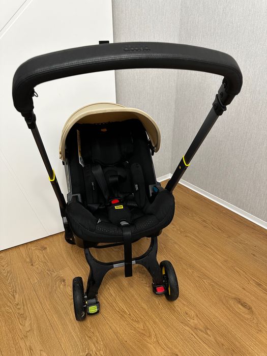Автокрісло-коляска Doona І