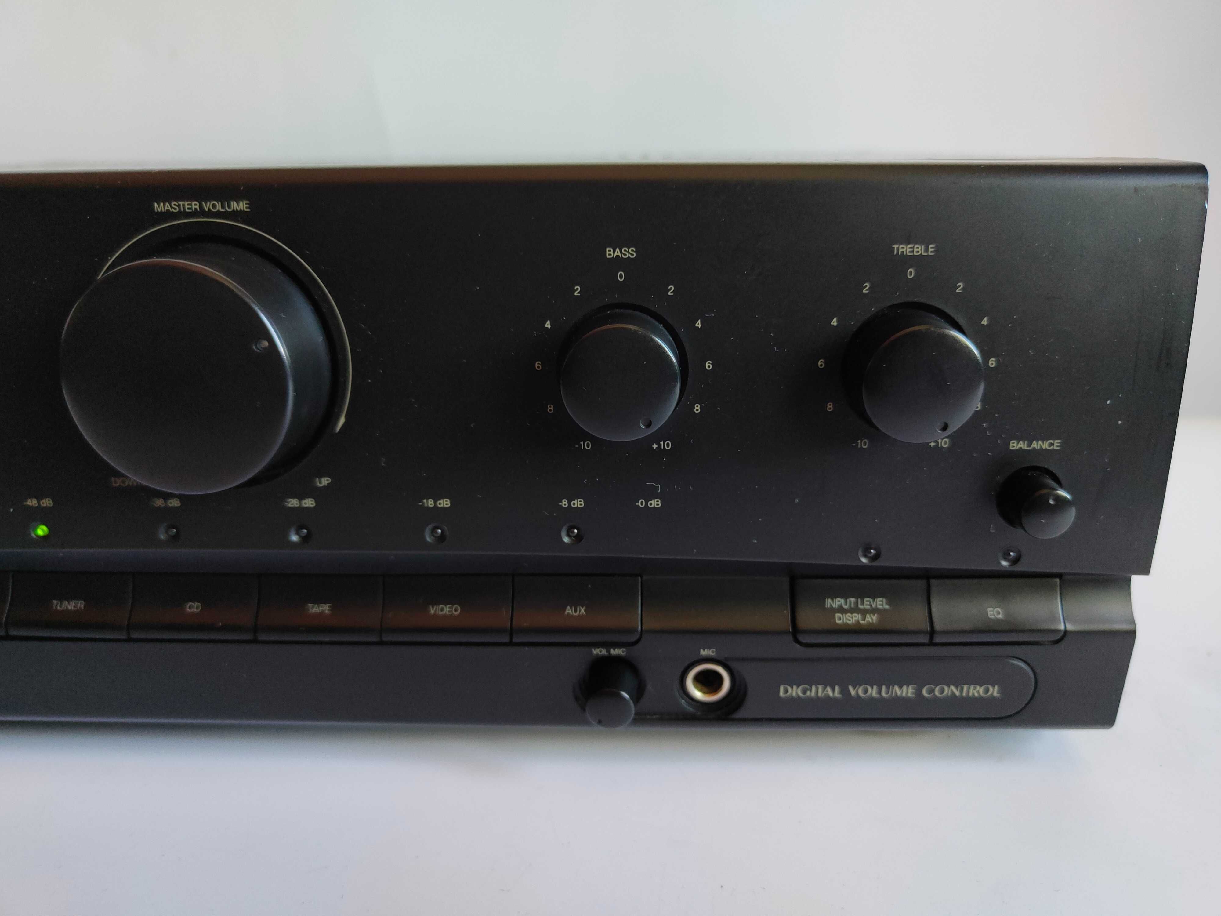 Wzmacniacz stereo Universum V-155