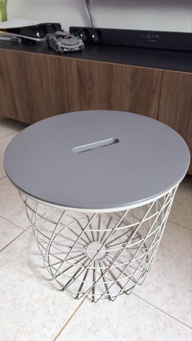 Cesto/Mesa de Cabeceira cinza