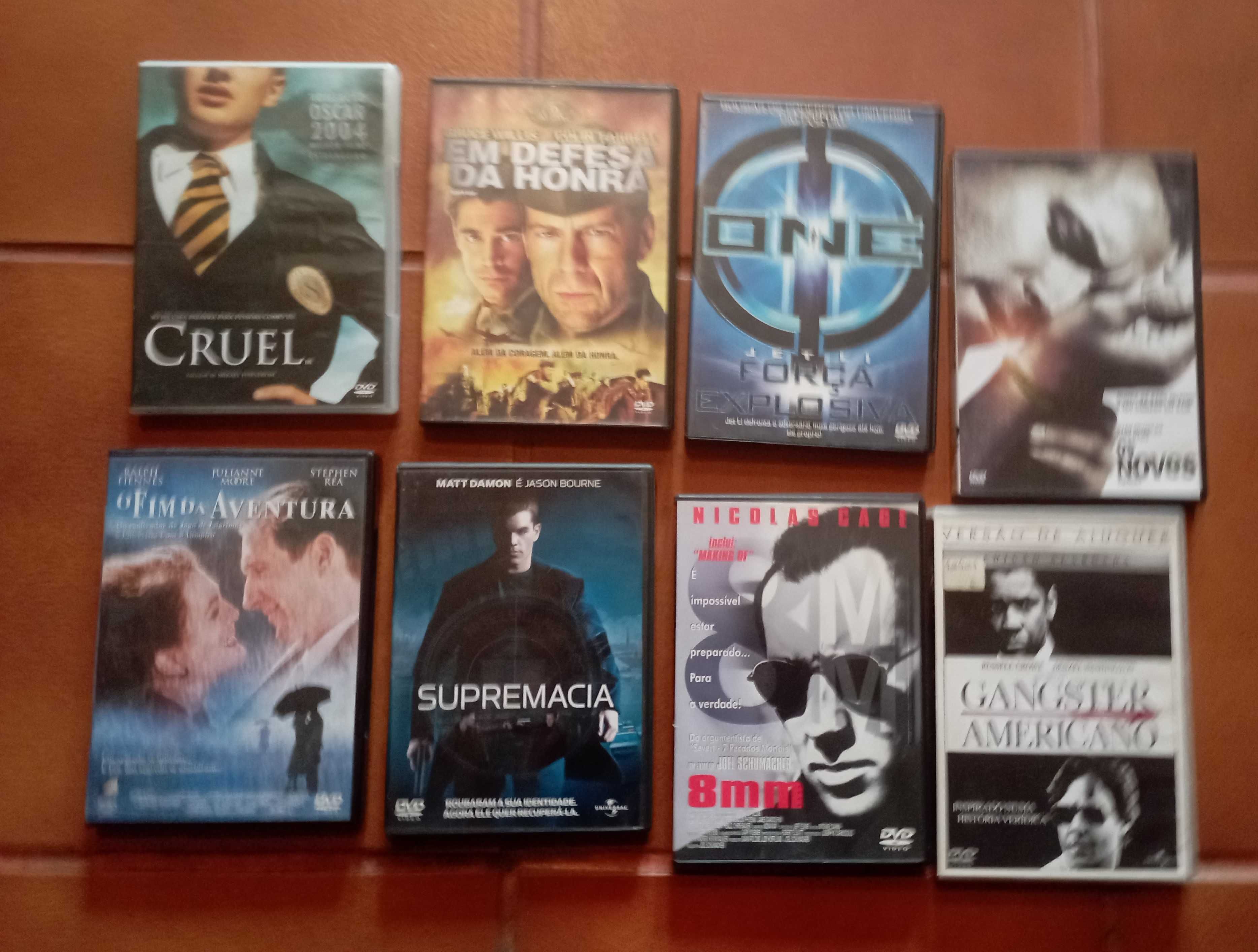 Dvds  na compra de 4 ofereco 1 ou os portes de envio