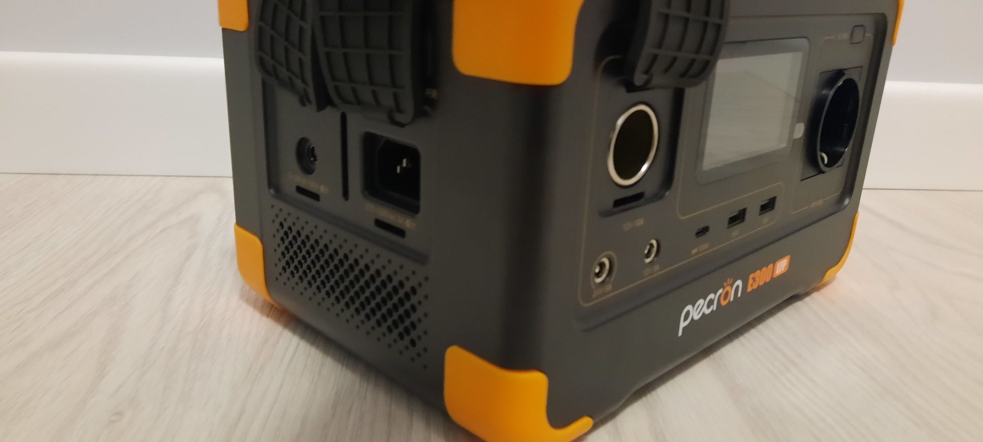 Stacja zasilająca 600W LiFePO4 awaryjne powerbank Pecron E600LFP