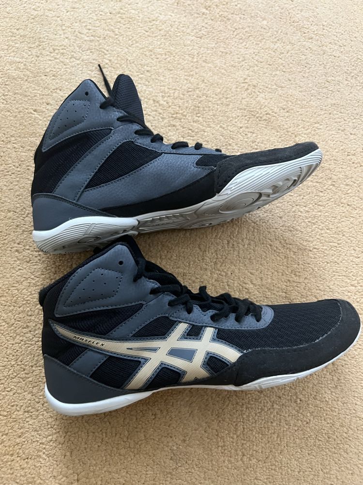 Борцовки ASICS MATFLEX 6 новые