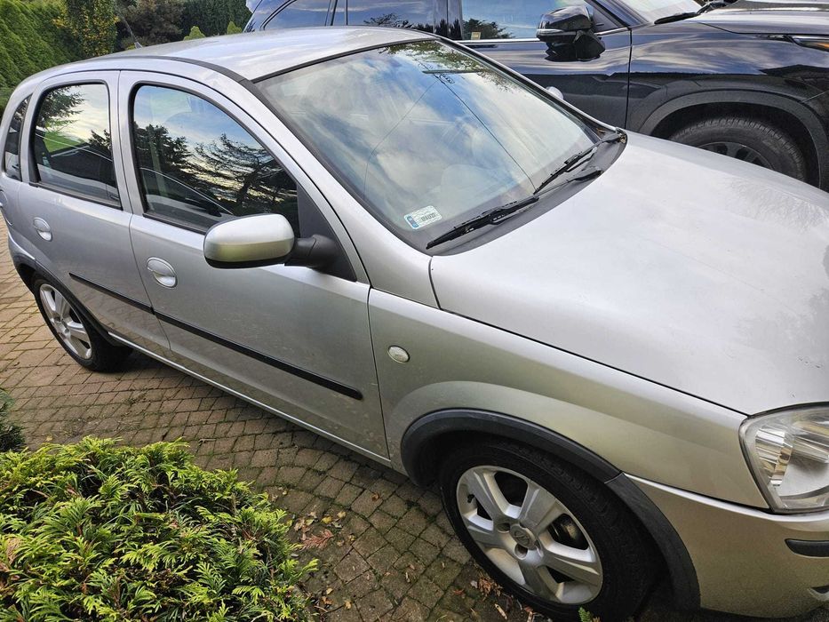 Opel Corsa 1.2, klimatyzacja, nowy akumulator, 5 drzwiowy
