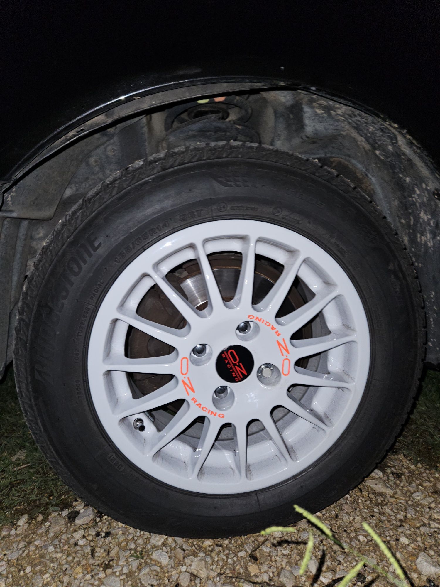 Pneus e jantes OZ Racing 14 4x100