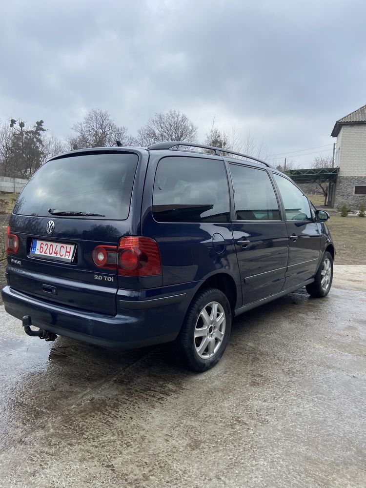 Volkswagen Sharan 2.0TDI авто для зсу