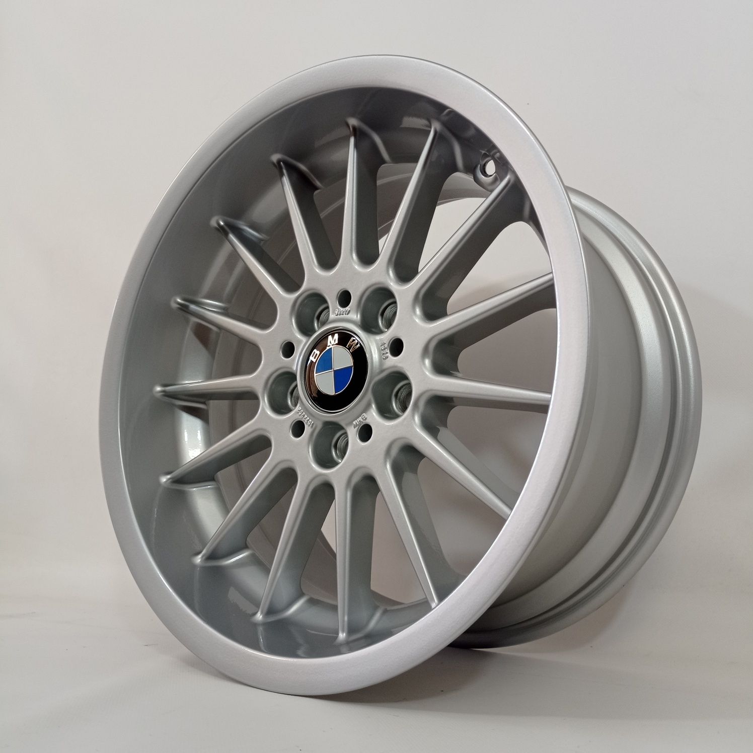 5x120 BMW e39 styling 32 jak nowe 2 szerokości 17"  e38 e90 e60