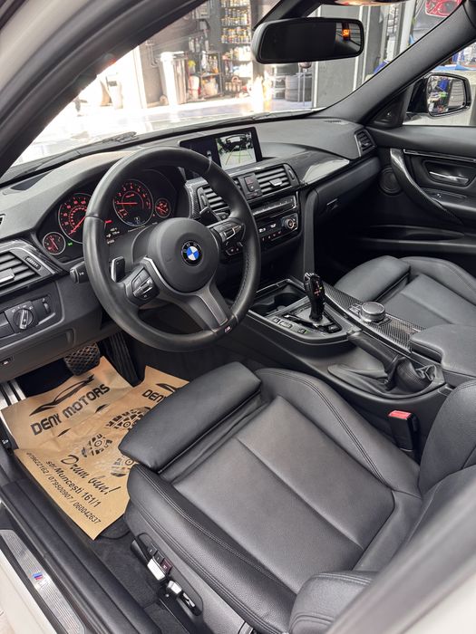 BMW 330e M Performance