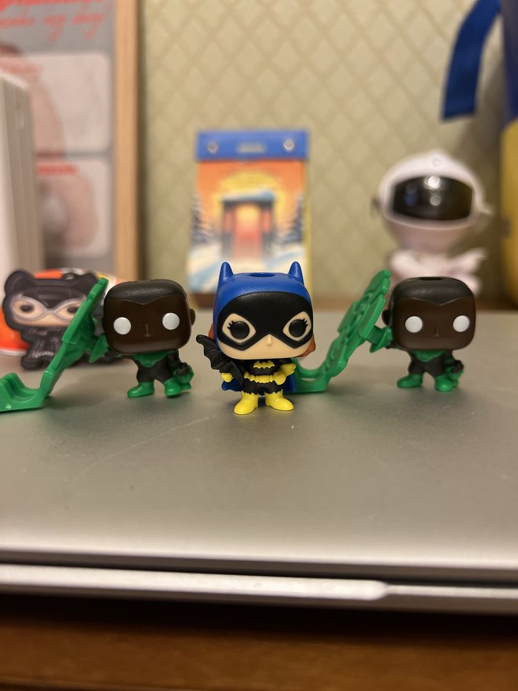 Kinder joy funko pop DC comics