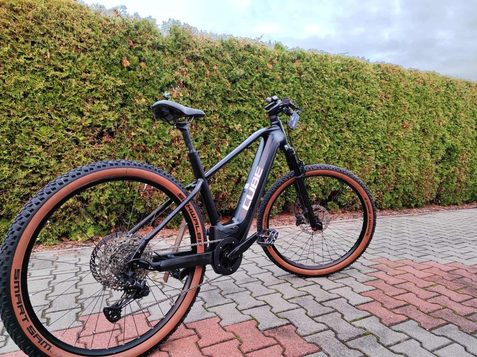 Rower elektryczny Cube Reaction SL Bosch Cx 750wh smart