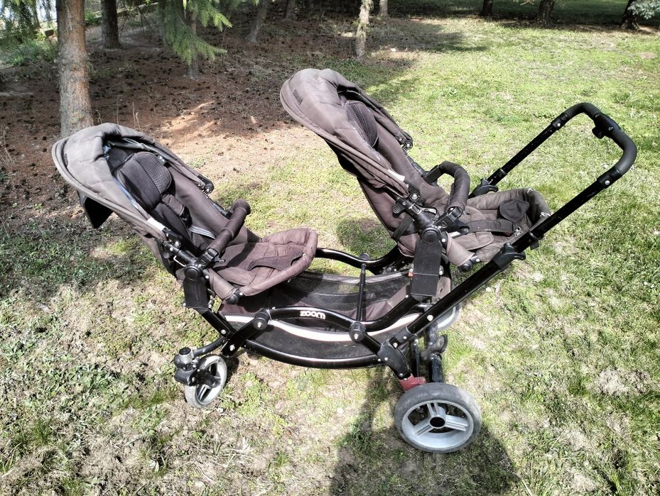 Wózek dla bliźniąt lub Dzieci Rok po Roku