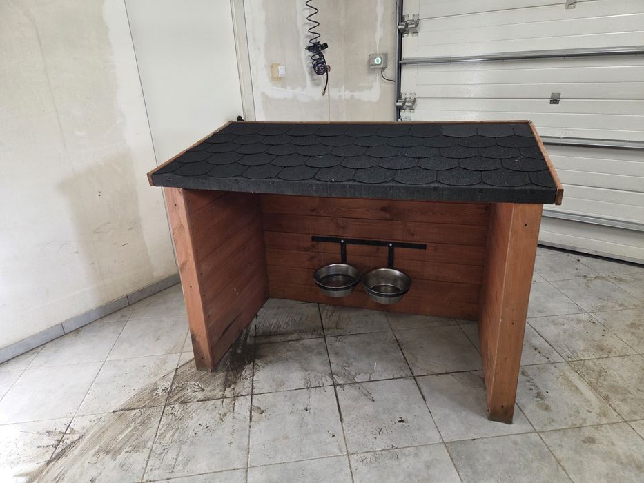 Buda zadaszenie na miski dla psa ochrona przed slońcem