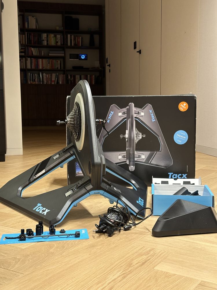 Trenażer Tacx Neo 2T Smart