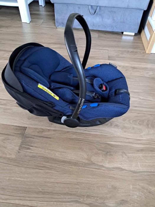 Wózek dziecięcy Roan Bass Soft 2 w 1 + fotelik z bazą isofix