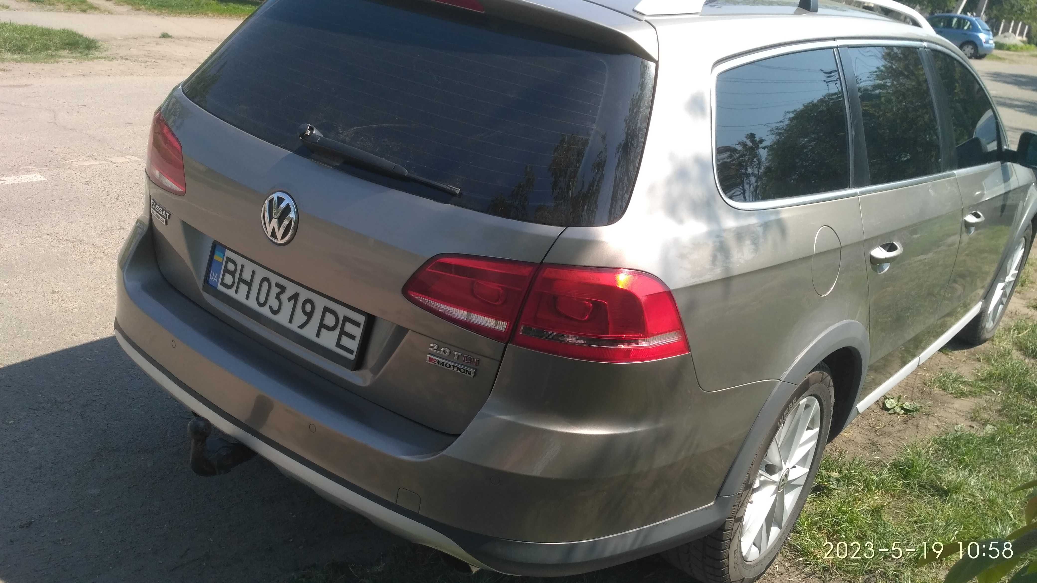 Фольксваген Passat alltrack