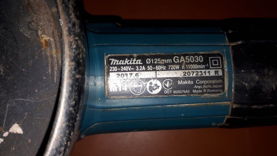 Болгарка Makita ga5030