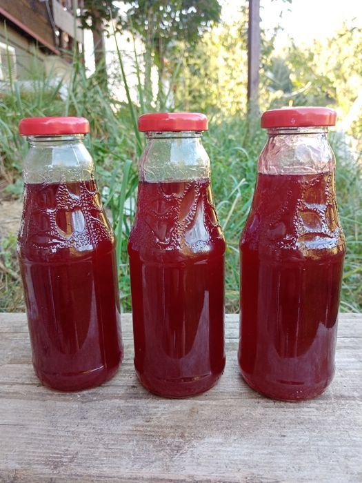 Sok malinowy naturalny, tradycyjny syrop. Smaczny i zdrowy