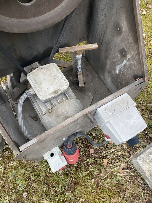 Betoniarka.             .