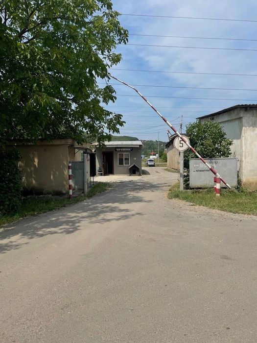 Продам 2 гаражa на 2 авто з підвалом і котлом