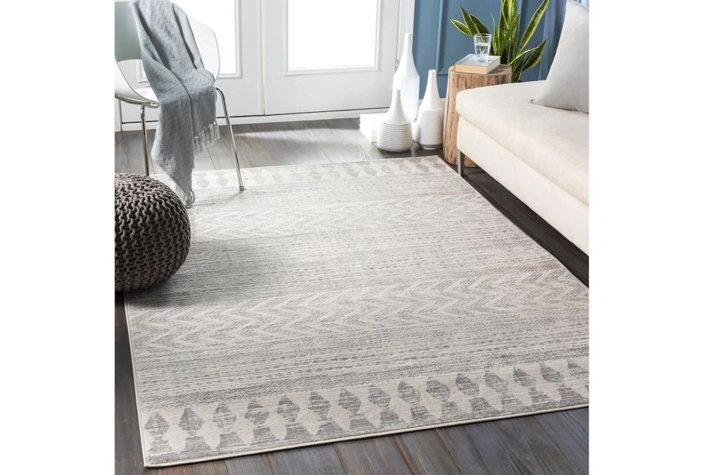 elegancki dywan marki Surya, o wymiarach 160x215 cm