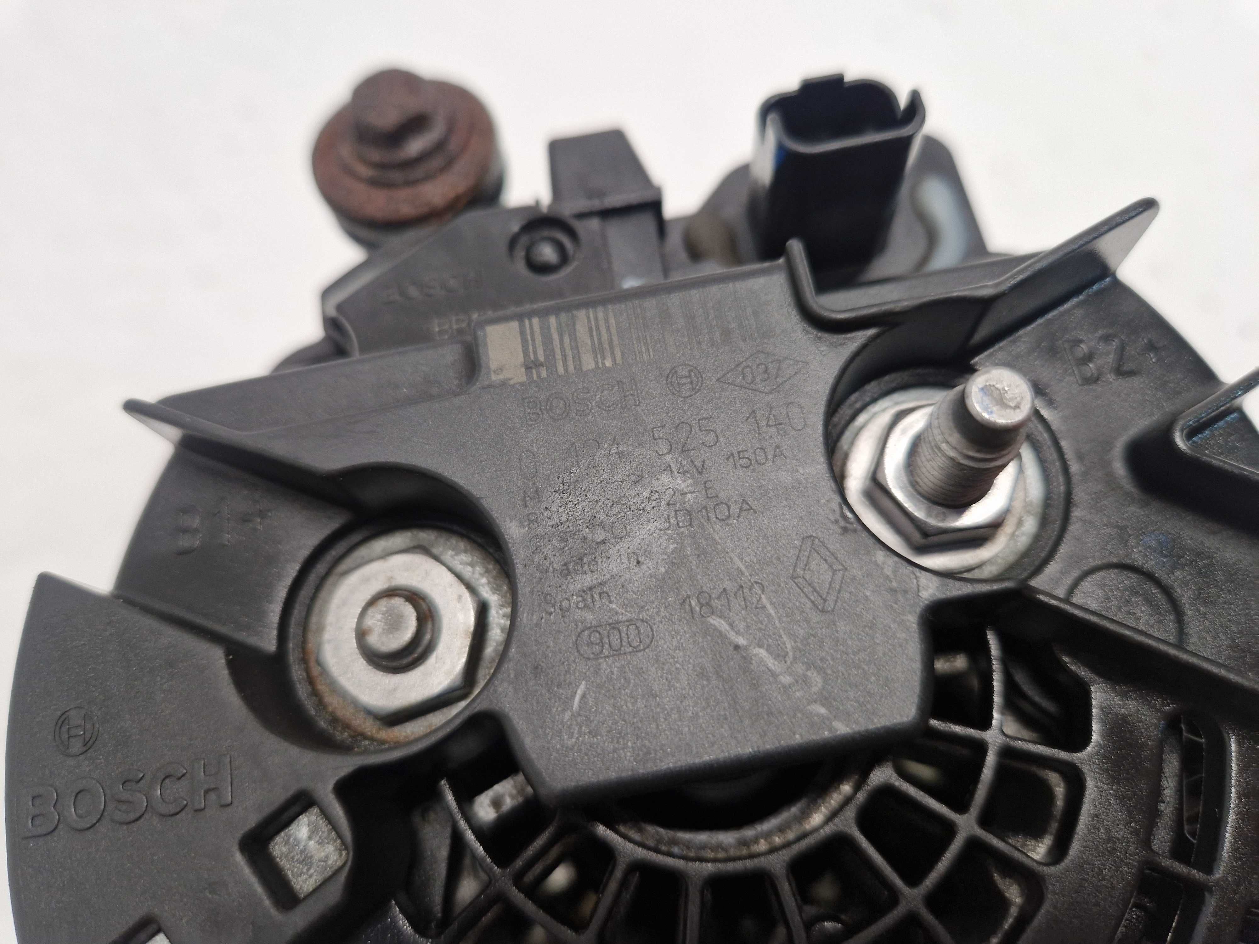 Alternator BOSCH Nissan NV200 Qashqai J10 Note Tiida Versa 1.5 DCI