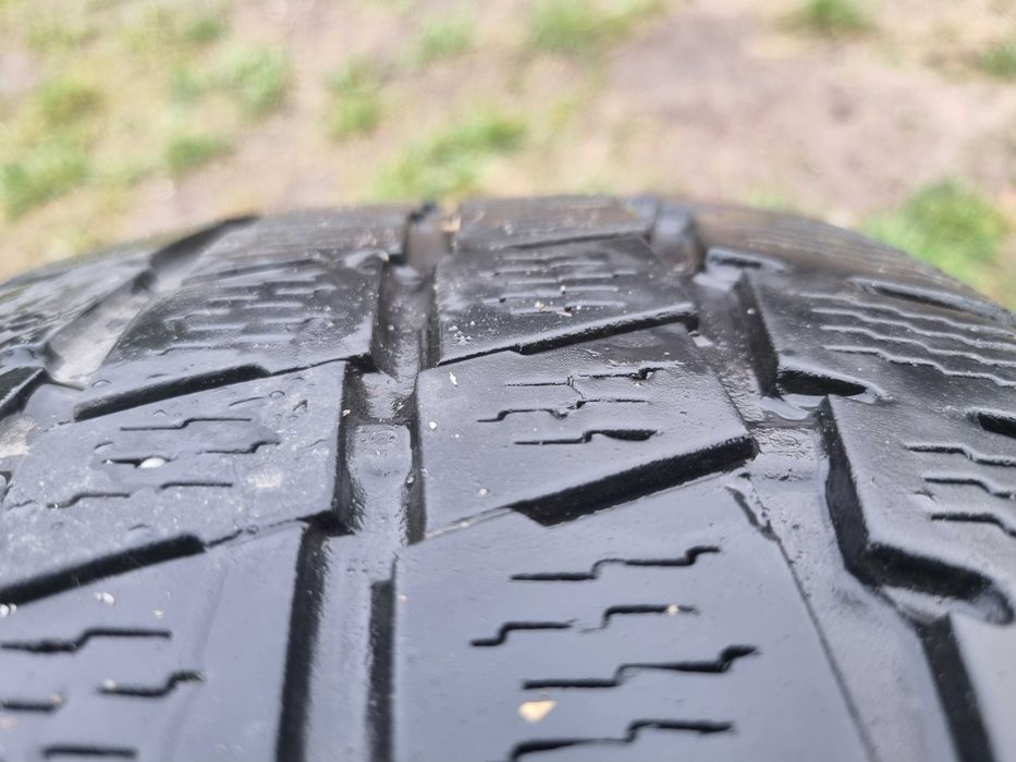 Opony zimowe Paxaro 225/70-R15 C DOT 2621 2szt. wzmacniane Jumper