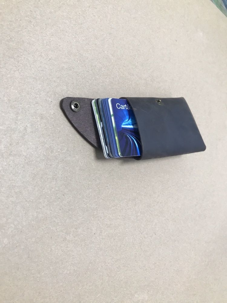 Mini Wallet em Pele