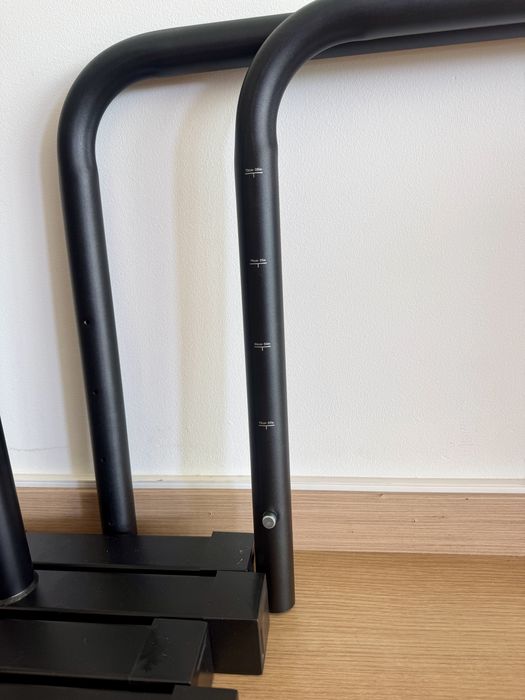 Barras de Fundos Ajustáveis ​​e Compactas Musculatura TS 100