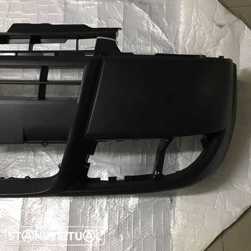 Para-choques Fiat Doblo modelo: 2006 até 2010 novo