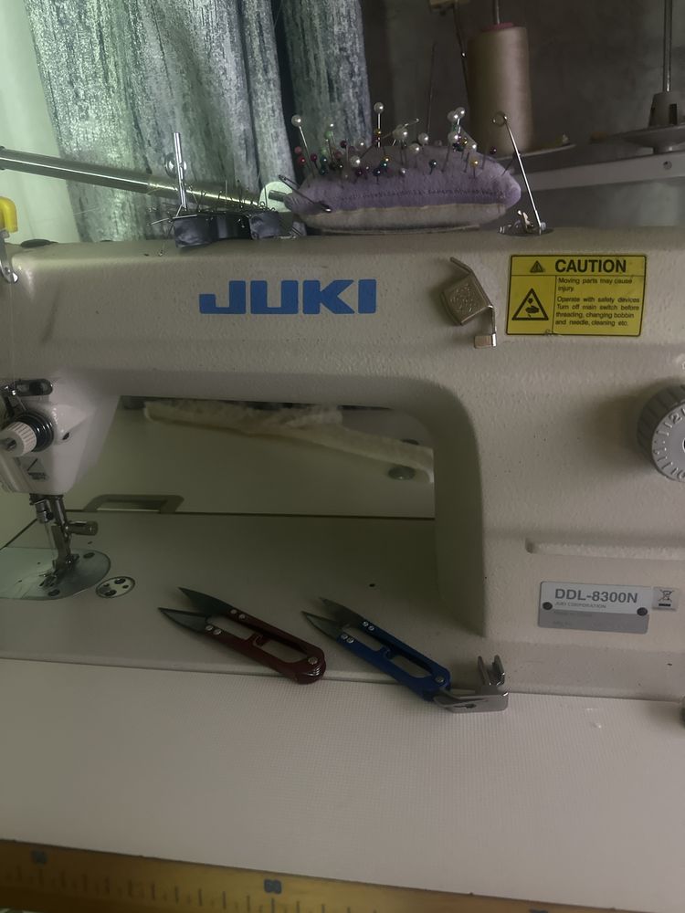 Juki DDL8300N швейная прямострочная машинка