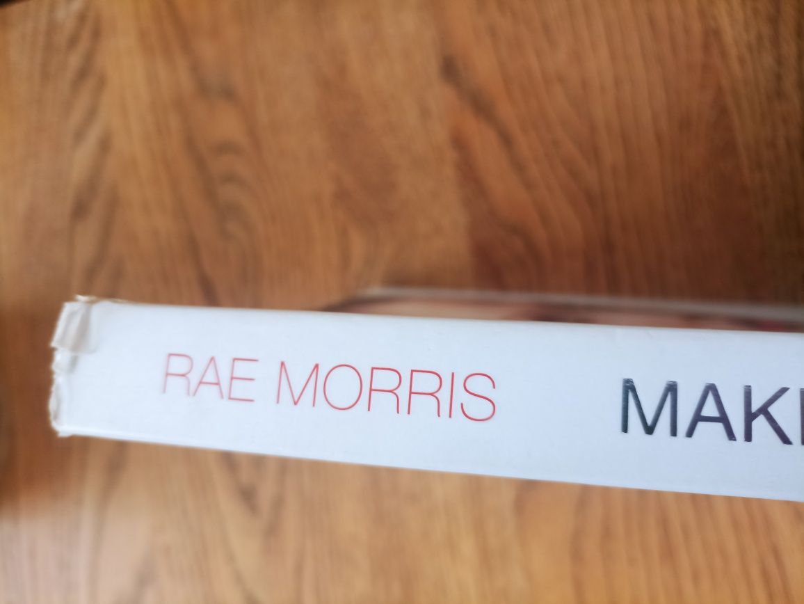 Makijaż bez tajemnic. Radę Morris
