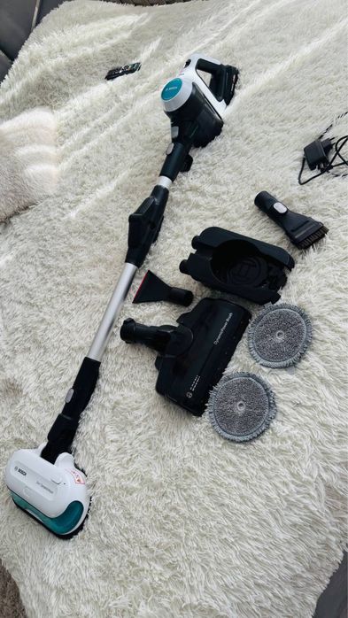 Пылесос Bosch BCS71HYG2 Unlimited 7 ProHygienic Aqua