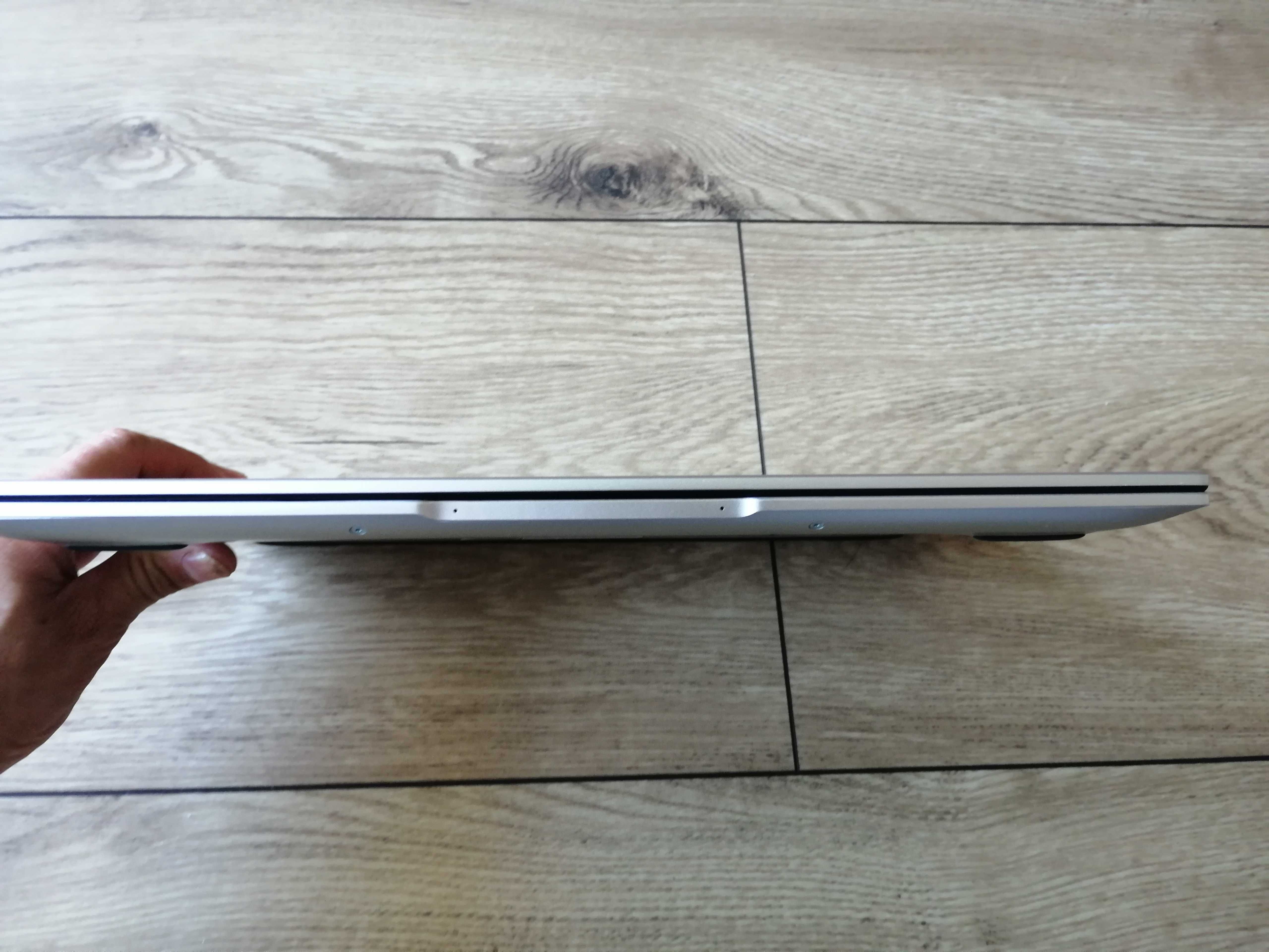 Laptop HUAWEI MATE BOOK D14 2020  14 cali