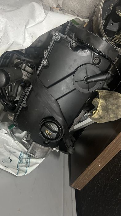 Motor volkswagen  pd130 AWX