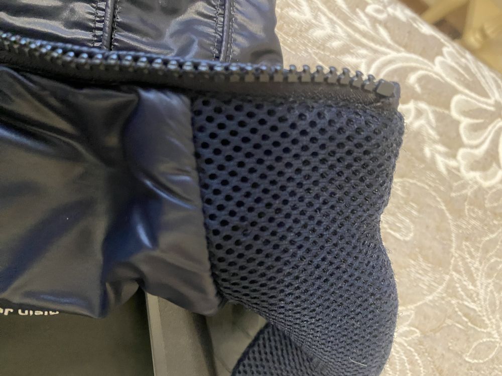 Продам чоловічу куртку