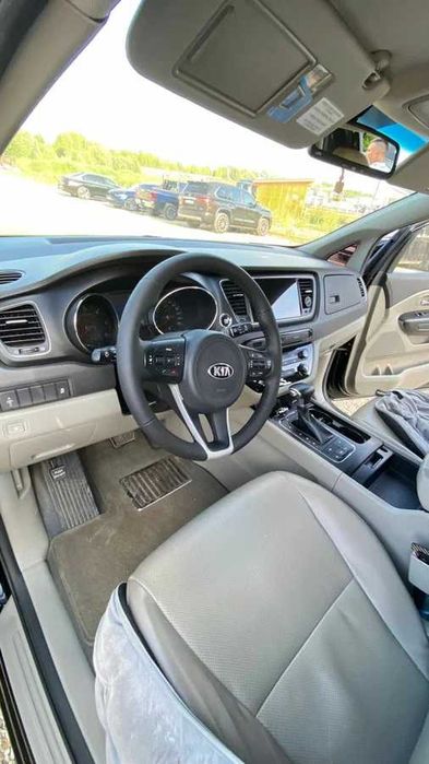 2017 Kia Carnival 2.2 дизель можно з ПДВ