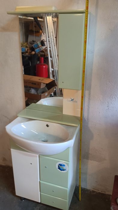 Меблі пенал для ванної кімнати нові