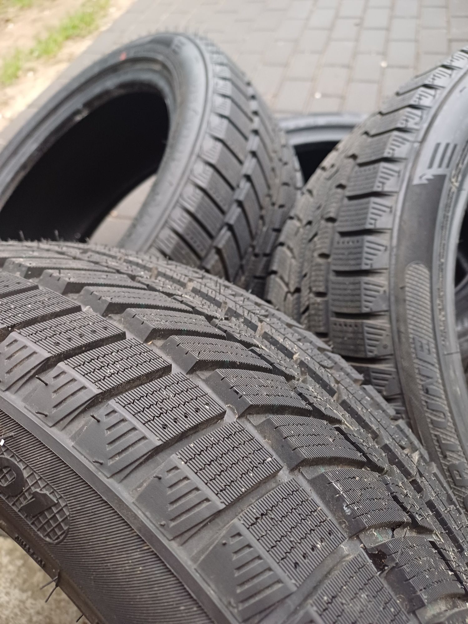 Nowe opony Zima 205/50/17 8.3mm bieżnik R17