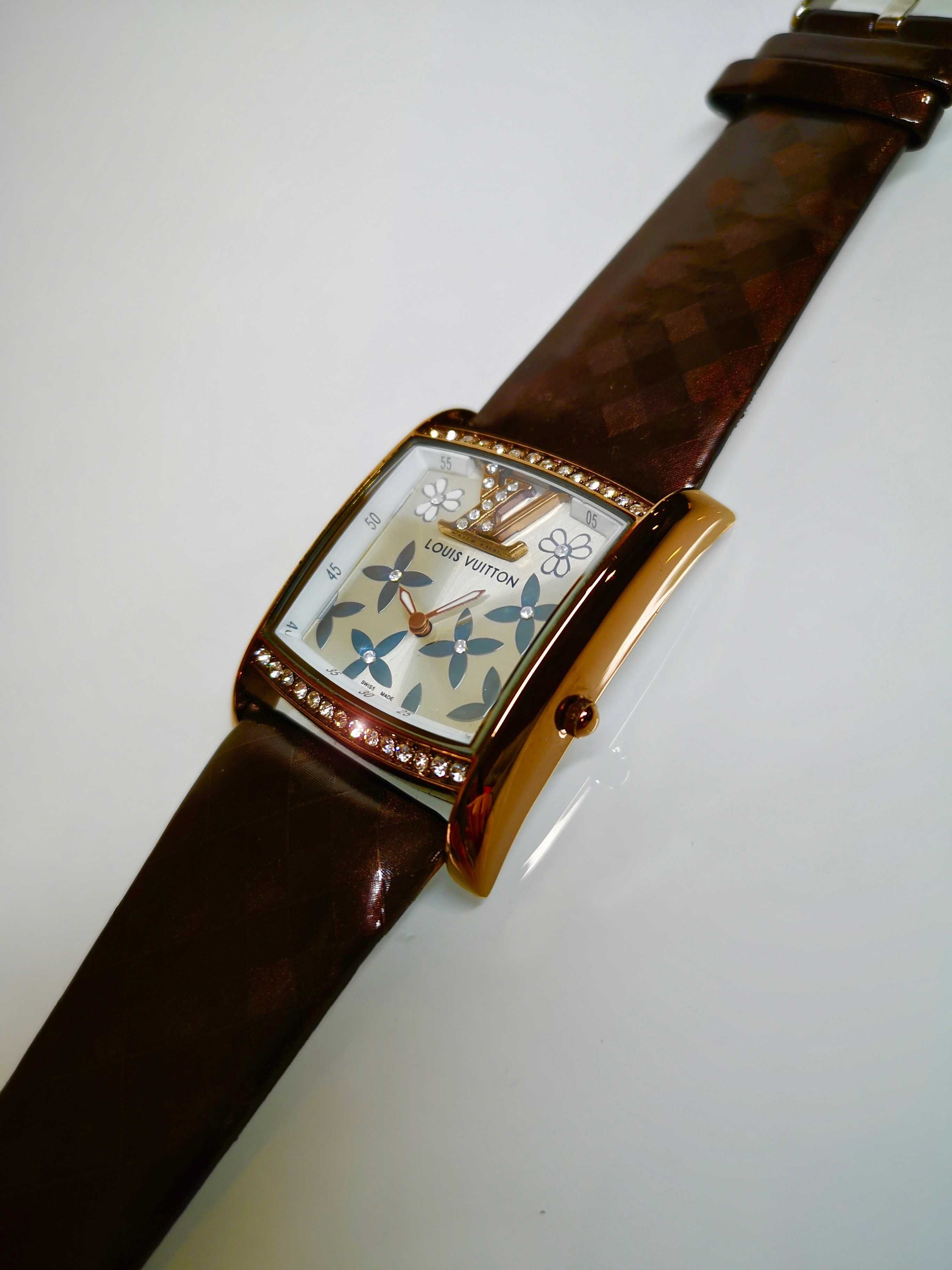 Часы Louis Vuitton swiss made