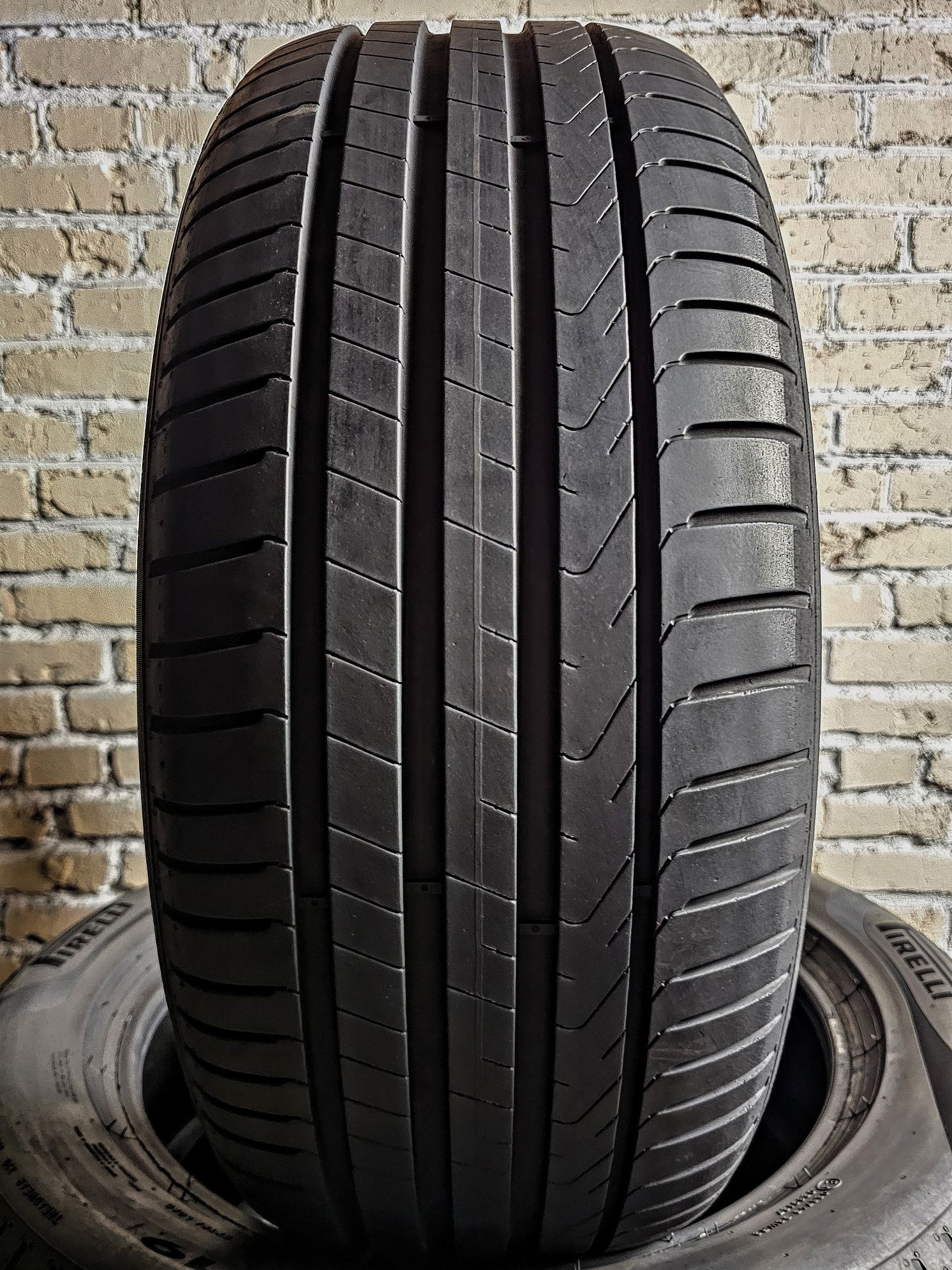 245/50r19 Pirelli | 2023 | 6.5mm | Преміум шини | Ідеал | Комплект/4шт