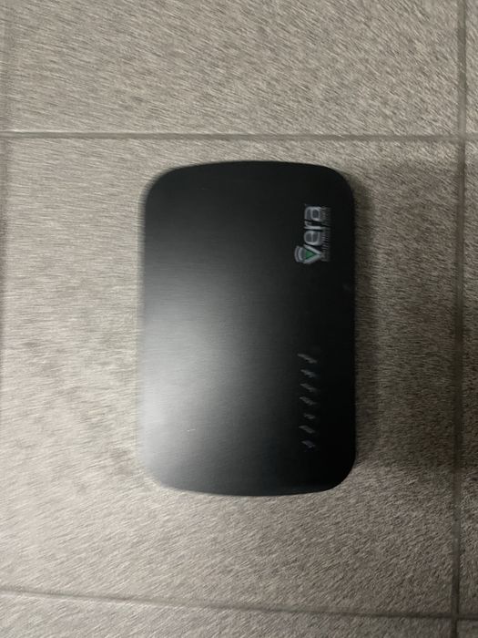 Vendo 2 Controladoras ZWAVE Vera