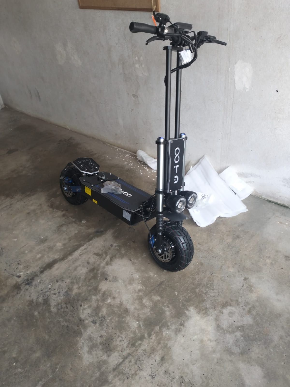 Trotinetes Ootd d99 v3 acidentada, mas funciona
