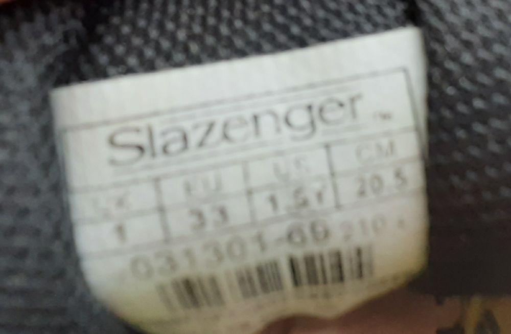 Кроссовки slazenger p33 (20,5 см)
,оригинал