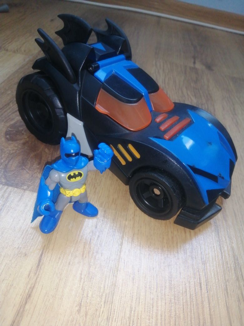 Batmobil + Figurka Batman