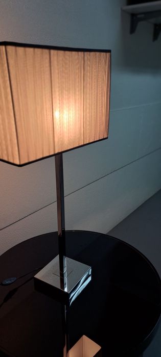 Candeeiro de mesa