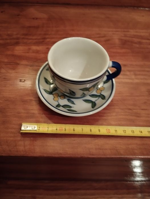 Conjunto bule e chávenas