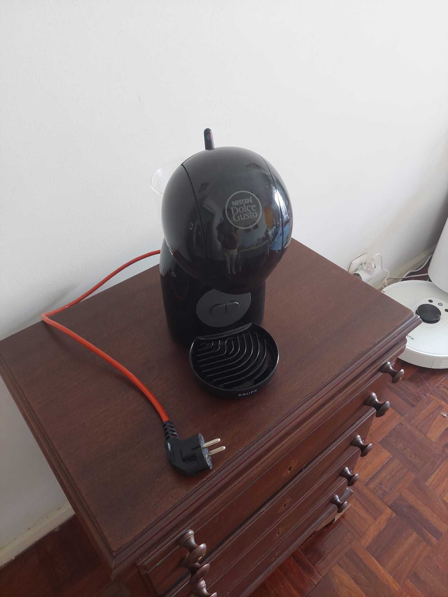 Máquina de Café Piccolo XS Preto - Dolce Gusto