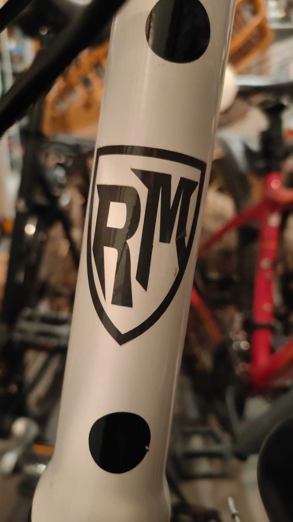 Rower RM Retro 28” biały w czarne kropki rama damka rozmiar L