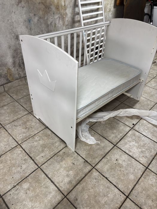 Berço bebé como novo