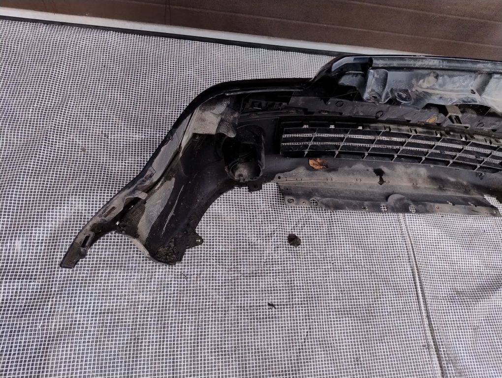 Citroen C2 zderzak przód czarny wysyłka grill